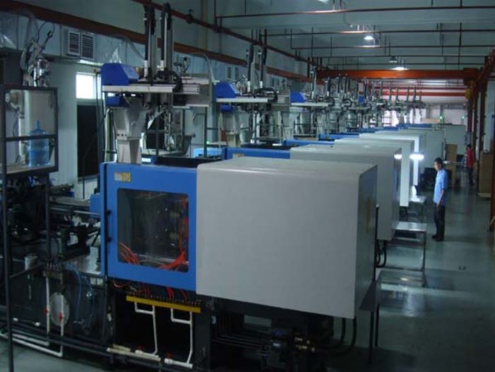 Injection molding machine